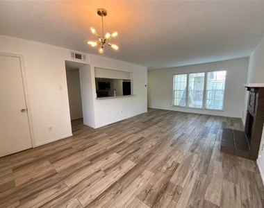 5881 Preston View Boulevard - Photo Thumbnail 12