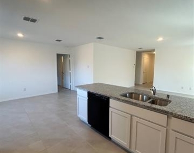2813 Watchpoint Road - Photo Thumbnail 3