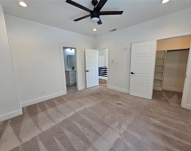 2374 Southwood Drive - Photo Thumbnail 31