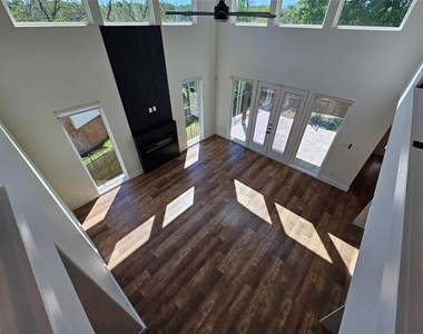 2374 Southwood Drive - Photo Thumbnail 28