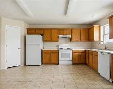 100 Pinnacle Circle - Photo Thumbnail 10