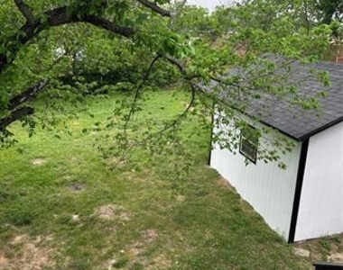 407 N Justin Avenue - Photo Thumbnail 14