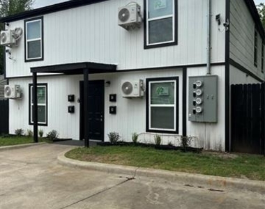 407 N Justin Avenue - Photo Thumbnail 1