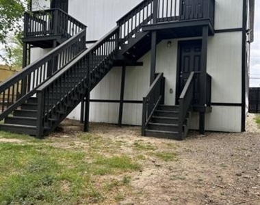 407 N Justin Avenue - Photo Thumbnail 9