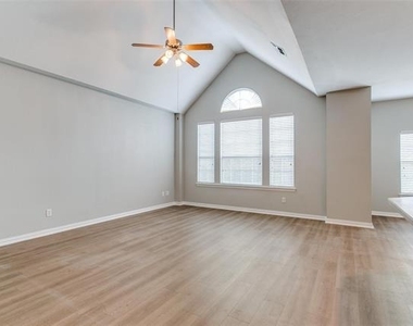 3725 Vienna Street - Photo Thumbnail 11