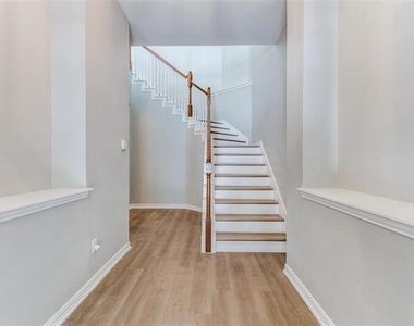 3725 Vienna Street - Photo Thumbnail 14