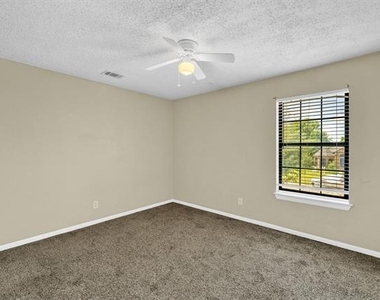 308 Mack Drive - Photo Thumbnail 25