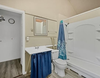 308 Mack Drive - Photo Thumbnail 21