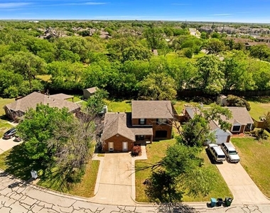 308 Mack Drive - Photo Thumbnail 30