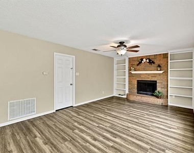 308 Mack Drive - Photo Thumbnail 14