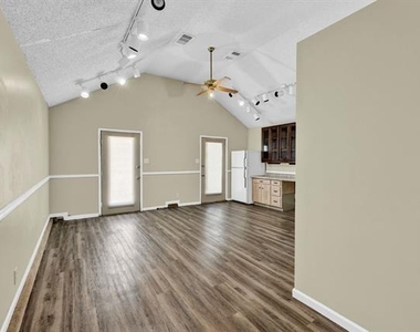 308 Mack Drive - Photo Thumbnail 18