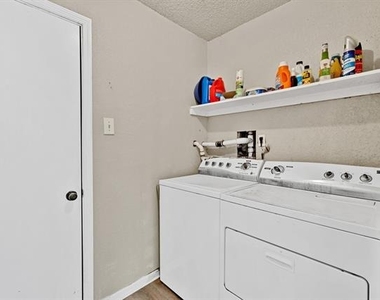308 Mack Drive - Photo Thumbnail 17
