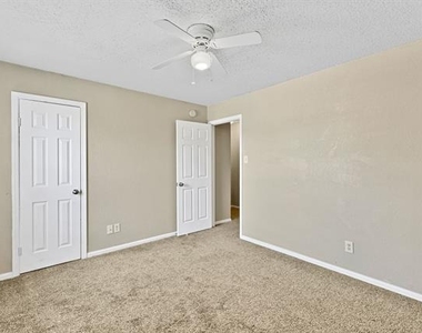 308 Mack Drive - Photo Thumbnail 26