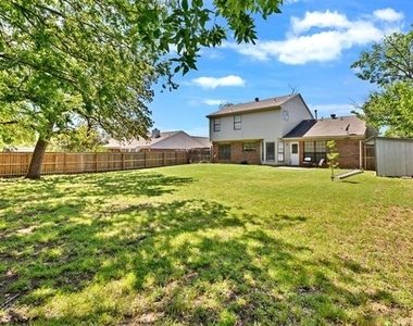 308 Mack Drive - Photo Thumbnail 29