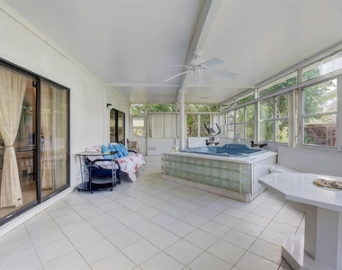 9565 El Clair Ranch Road - Photo Thumbnail 22