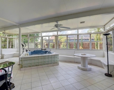 9565 El Clair Ranch Road - Photo Thumbnail 19