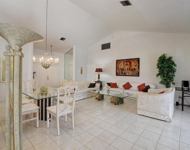 9565 El Clair Ranch Road - Photo Thumbnail 7
