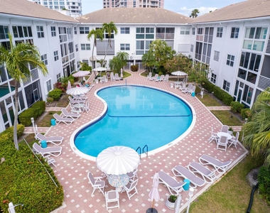 1461 S Ocean Boulevard - Photo Thumbnail 8