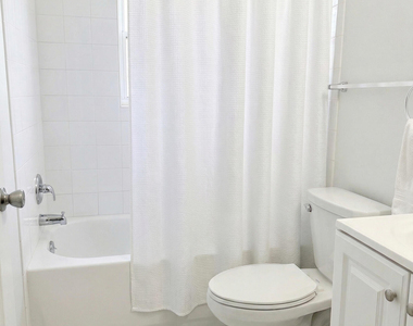 4332 Nw 1st Terrace - Photo Thumbnail 7