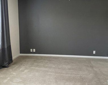 4332 Nw 1st Terrace - Photo Thumbnail 3