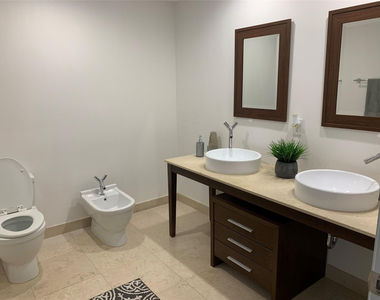 495 Brickell Avenue - Photo Thumbnail 9