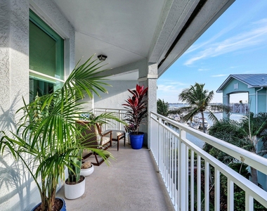 875 Nw Flagler Avenue - Photo Thumbnail 25