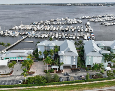 875 Nw Flagler Avenue - Photo Thumbnail 52