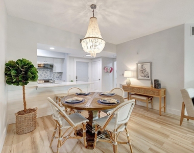 875 Nw Flagler Avenue - Photo Thumbnail 5