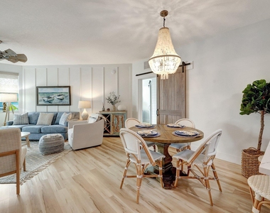 875 Nw Flagler Avenue - Photo Thumbnail 4
