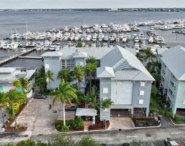 875 Nw Flagler Avenue - Photo Thumbnail 54