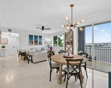 675 Nw Flagler Avenue - Photo Thumbnail 14