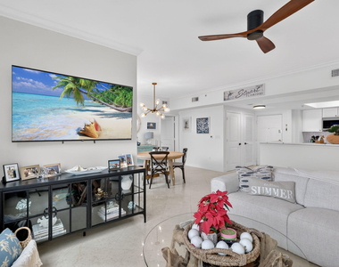 675 Nw Flagler Avenue - Photo Thumbnail 15