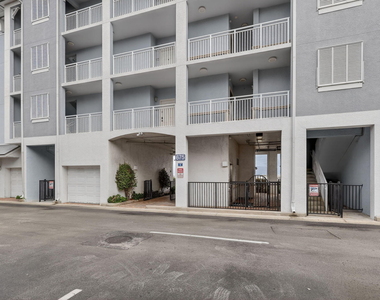 675 Nw Flagler Avenue - Photo Thumbnail 2