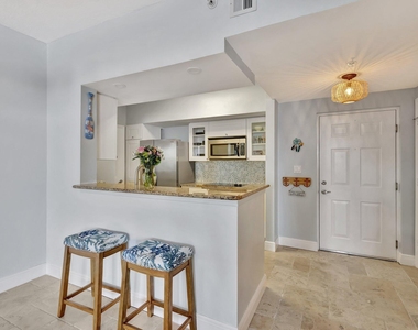 975 Nw Flagler Avenue - Photo Thumbnail 6