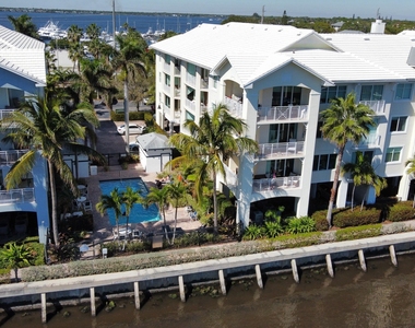 975 Nw Flagler Avenue - Photo Thumbnail 43