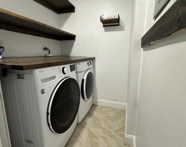 5605 Sw 24th Avenue - Photo Thumbnail 19