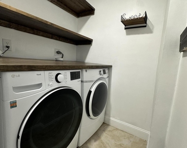 5605 Sw 24th Avenue - Photo Thumbnail 20