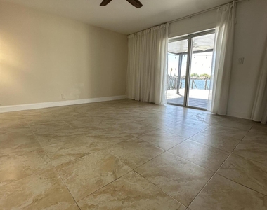 5605 Sw 24th Avenue - Photo Thumbnail 10