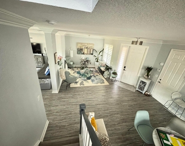 8219 Calabria Lakes Drive - Photo Thumbnail 43