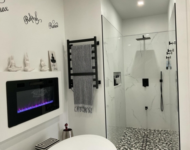 8219 Calabria Lakes Drive - Photo Thumbnail 63