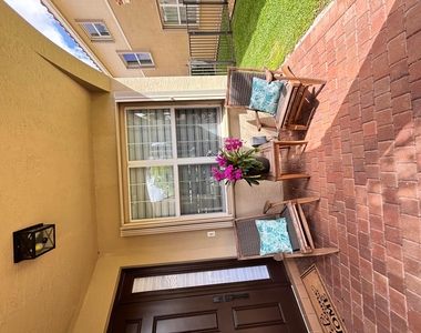 8219 Calabria Lakes Drive - Photo Thumbnail 65