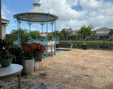 8219 Calabria Lakes Drive - Photo Thumbnail 90