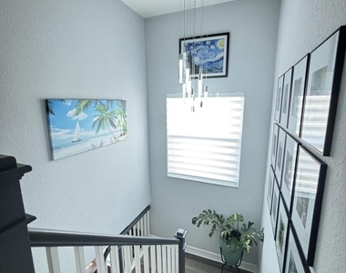 8219 Calabria Lakes Drive - Photo Thumbnail 49