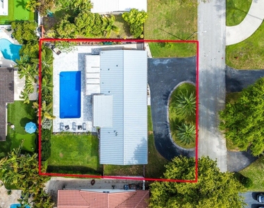 2625 Ne 27th Way - Photo Thumbnail 28