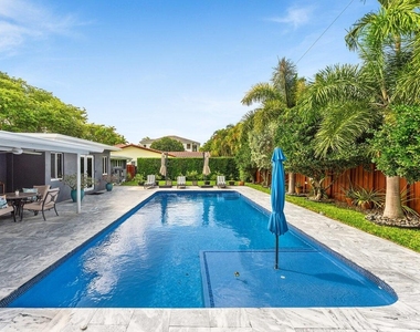 2625 Ne 27th Way - Photo Thumbnail 24