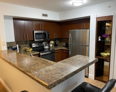 1801 N Flagler Drive - Photo Thumbnail 1