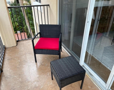 1801 N Flagler Drive - Photo Thumbnail 13