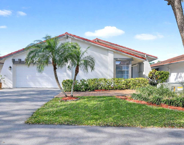 661 Hollows Circle - Photo Thumbnail 1
