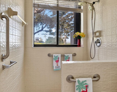 661 Hollows Circle - Photo Thumbnail 13
