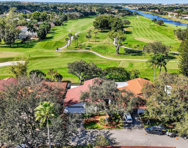 661 Hollows Circle - Photo Thumbnail 2